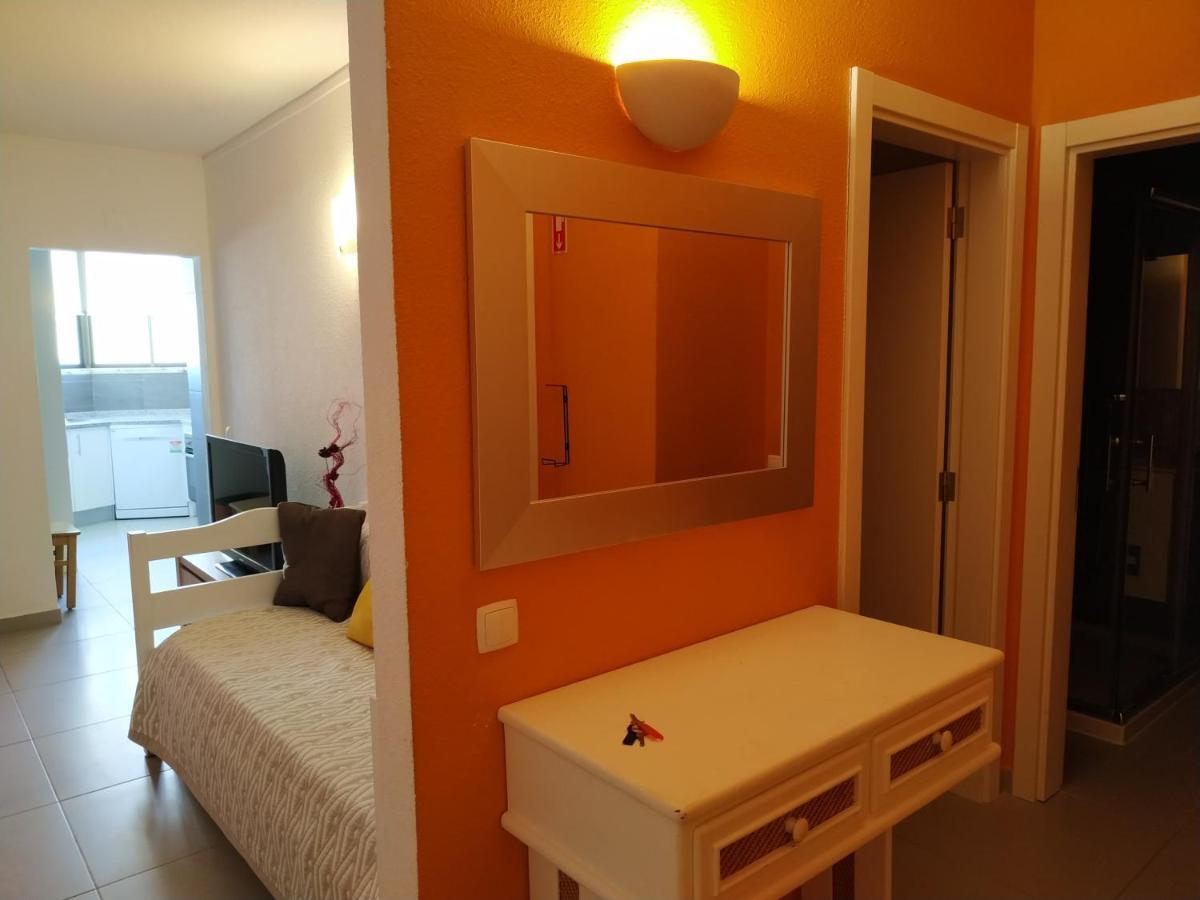5J Sao Gabriel - Casas & Papeis Apartment Armacao de Pera Bagian luar foto